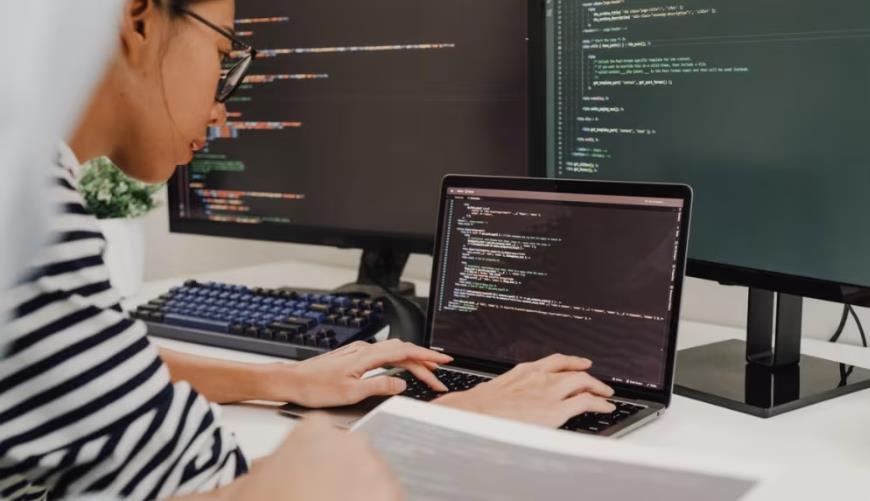 丽水小程序定制开发构建实时互动新生态：WebRTC+即时通讯双引擎驱动